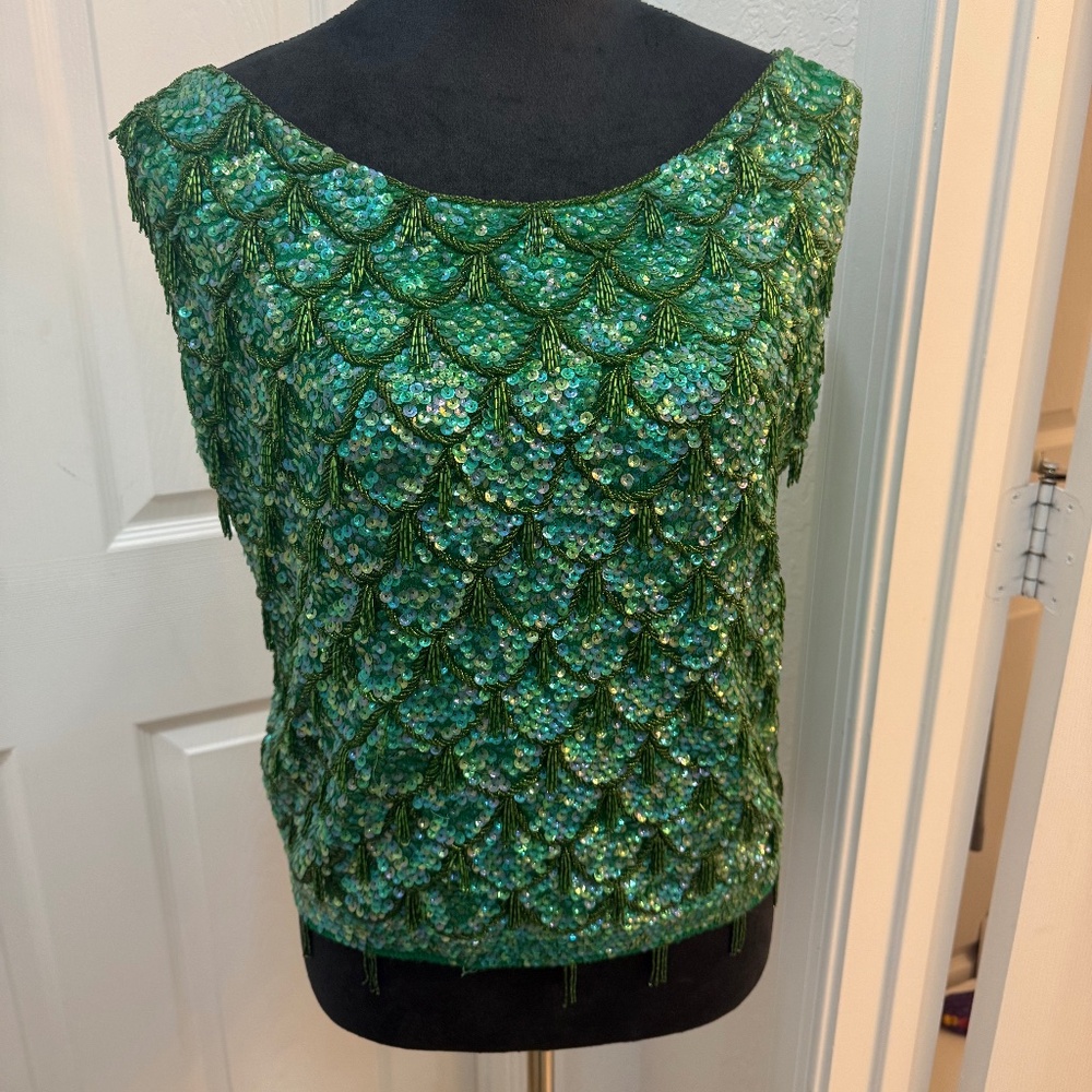 Vintage Green “Mermaid” Top – Rare Hong Kong Colony Era, Handmade (Size‎ M–L)